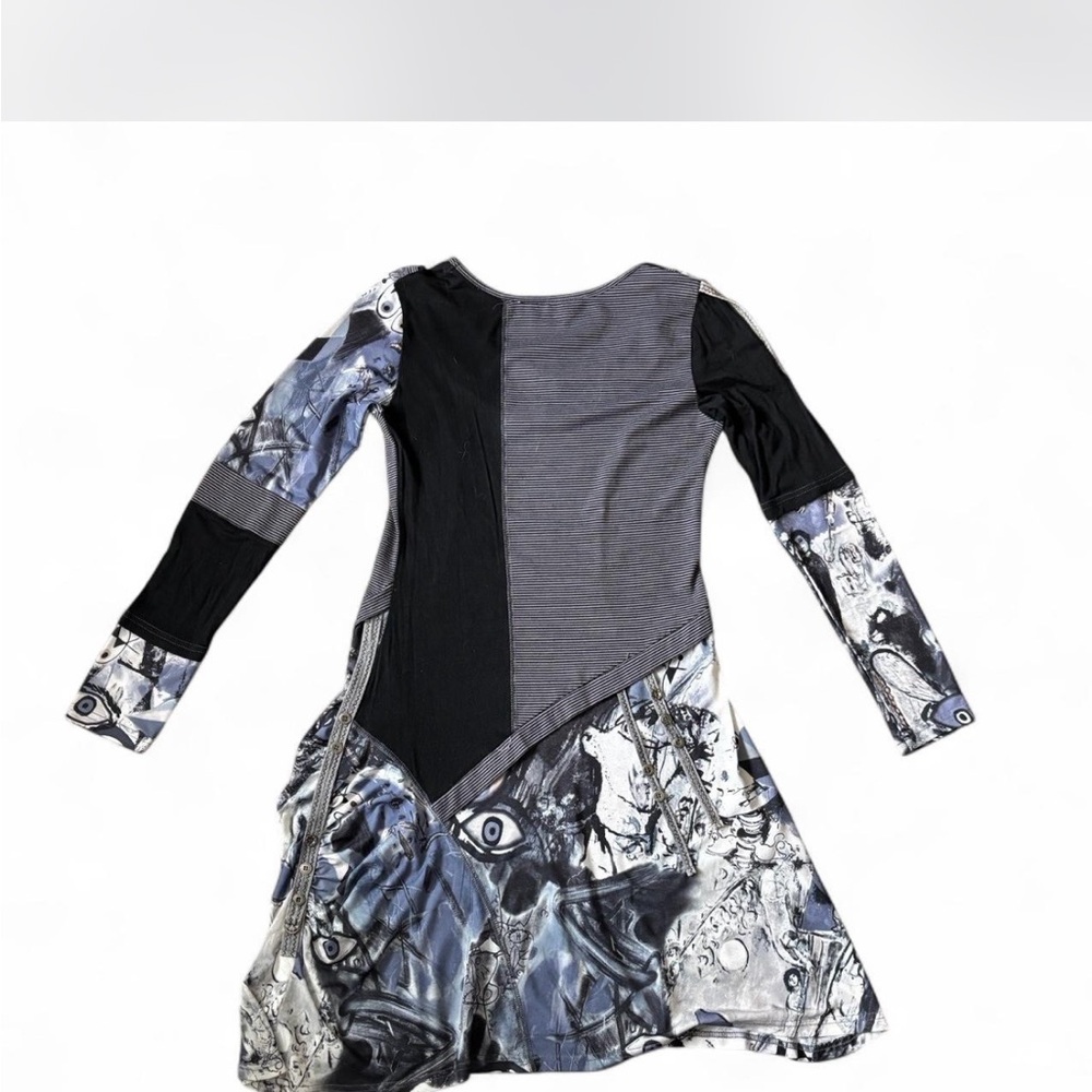 Abstract Asymmetrical Dress in Black and Gray - Picture 2 of 3